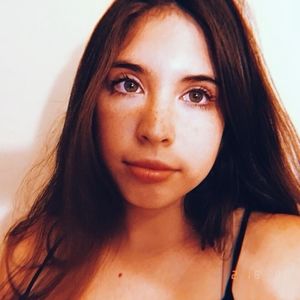 Meet your Posher, Faride